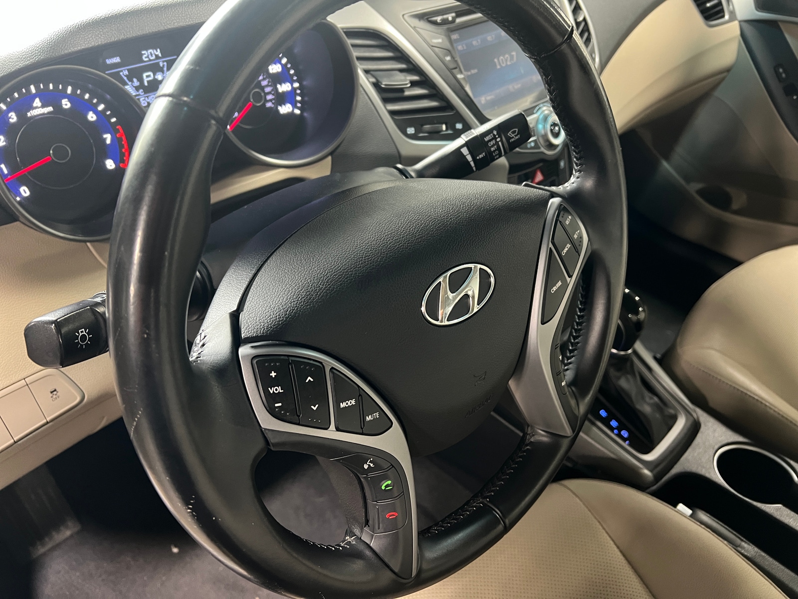 Thumbnail: 2015 Hyundai Elantra - 4
