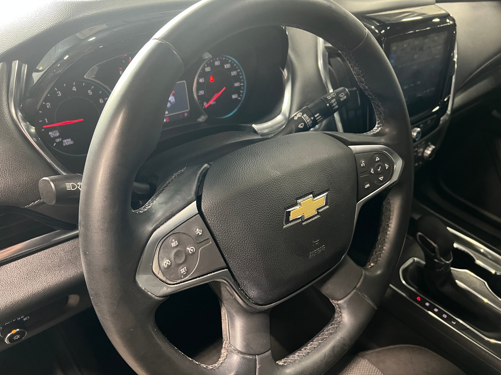Thumbnail: 2023 Chevrolet Traverse - 5