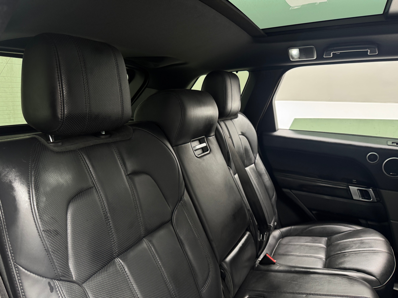 Thumbnail: 2016 Land Rover Range Rover Sport - 5