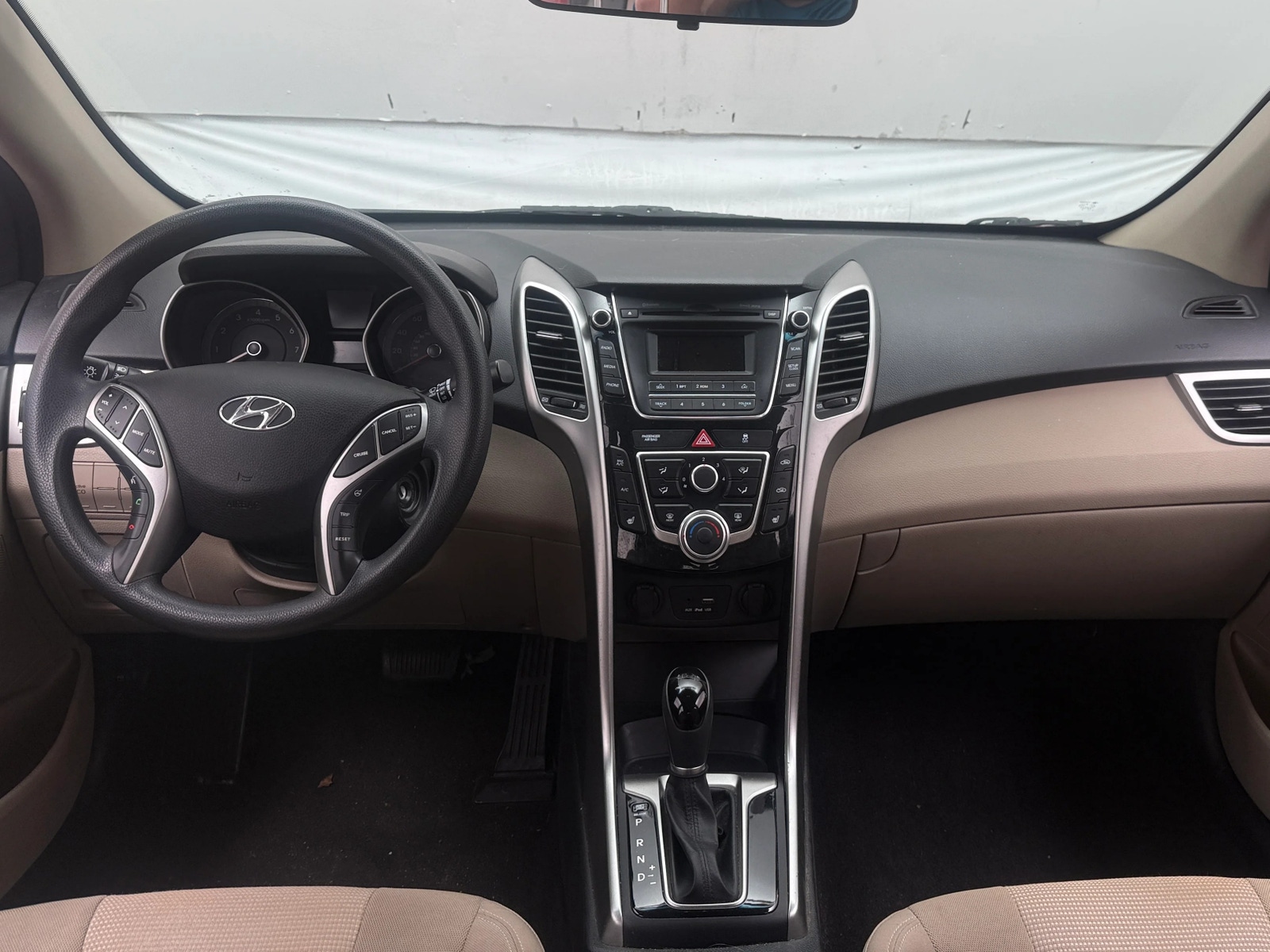 Thumbnail: 2016 Hyundai Elantra - 3