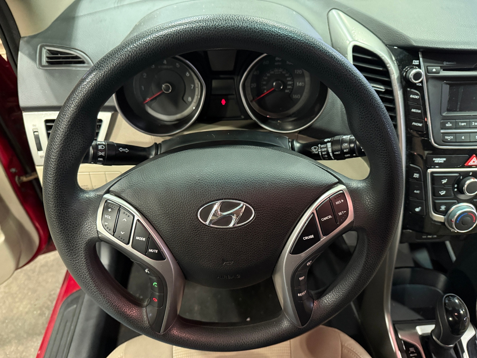 Thumbnail: 2016 Hyundai Elantra - 5