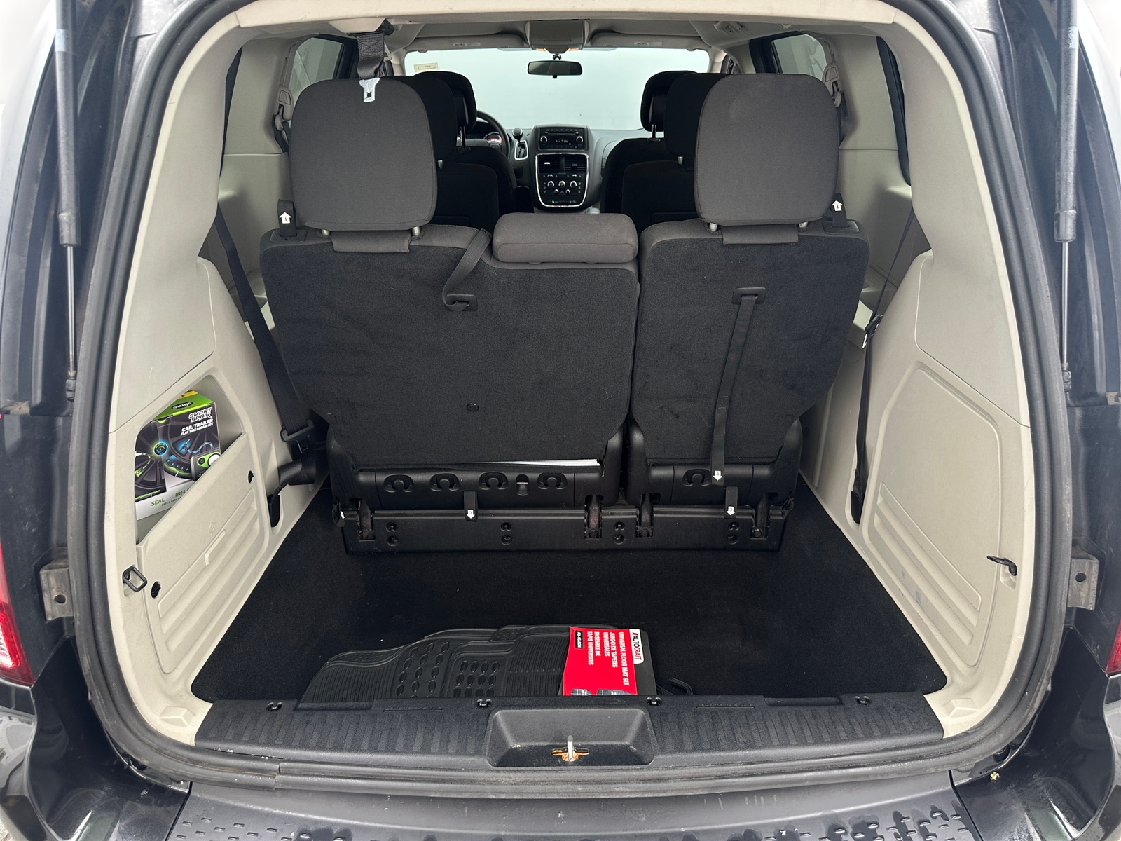 Thumbnail: 2017 Dodge Grand Caravan - 7