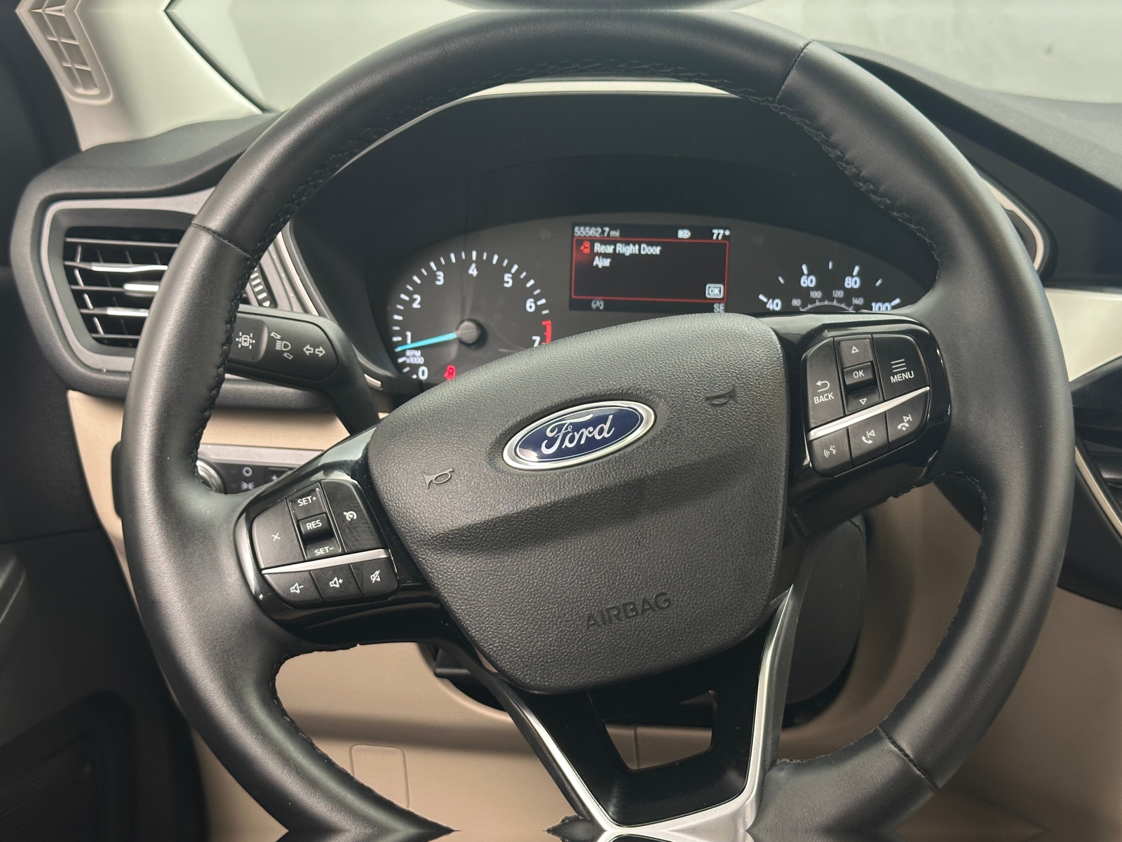 Thumbnail: 2022 Ford Escape - 4