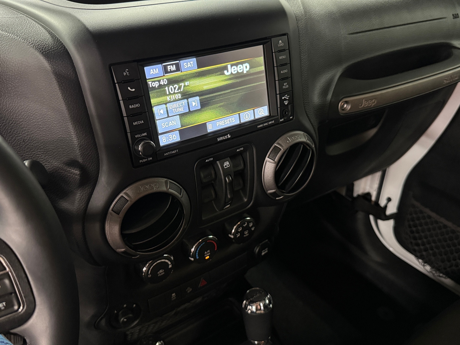 Thumbnail: 2017 Jeep Wrangler - 4