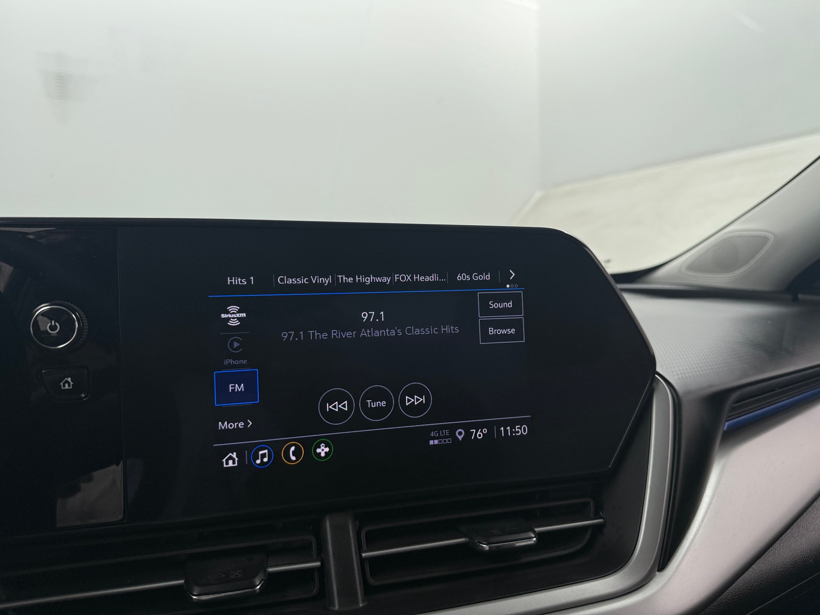 Thumbnail: 2024 Chevrolet Trax - 4