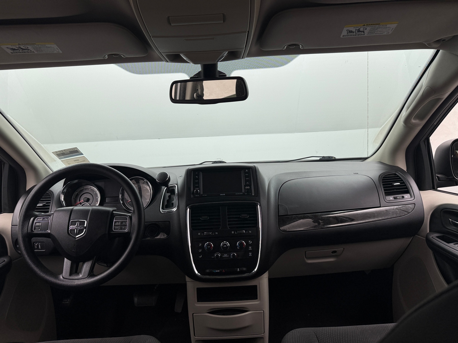 Thumbnail: 2018 Dodge Grand Caravan - 3