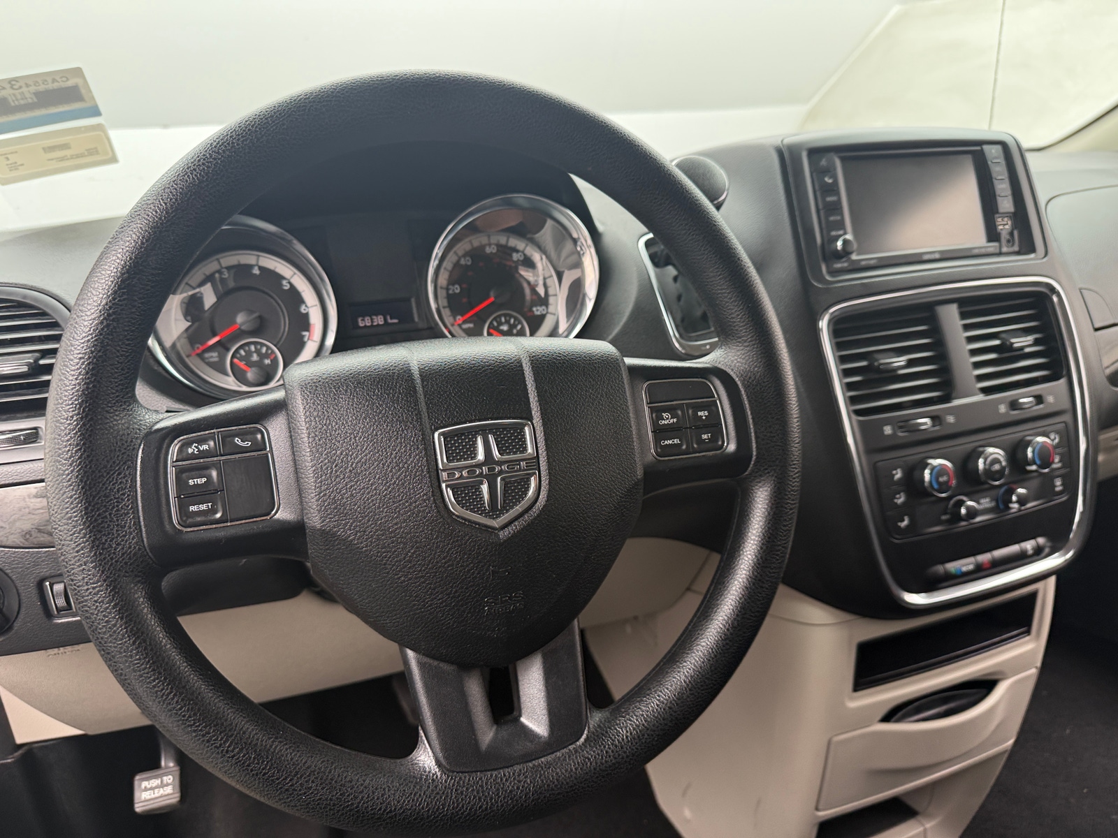 Thumbnail: 2018 Dodge Grand Caravan - 5