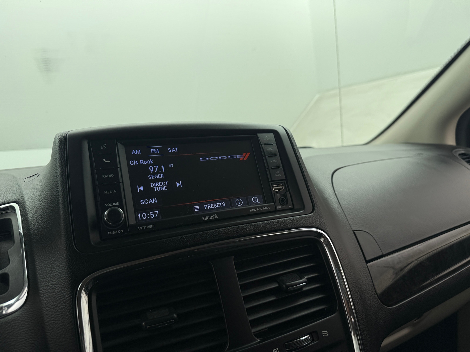 Thumbnail: 2018 Dodge Grand Caravan - 4