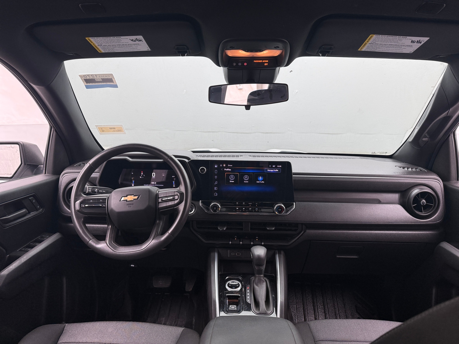 Thumbnail: 2023 Chevrolet Colorado - 3