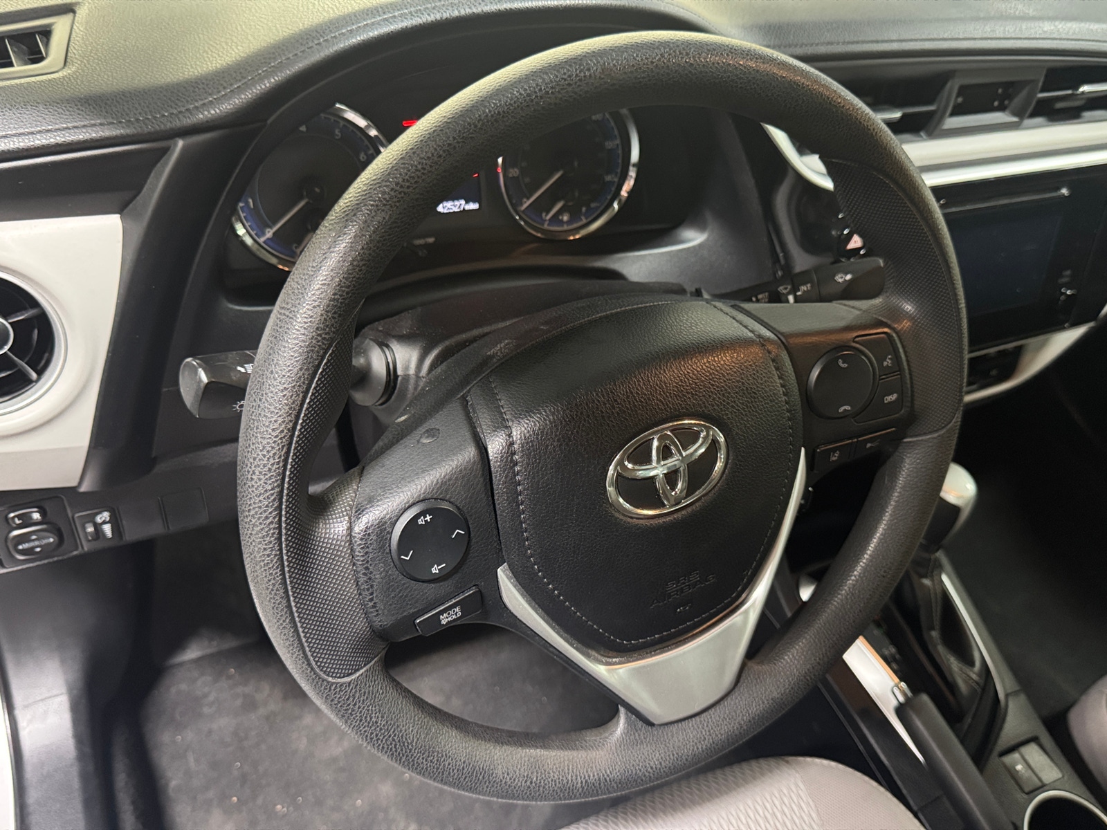 Thumbnail: 2018 Toyota Corolla - 5