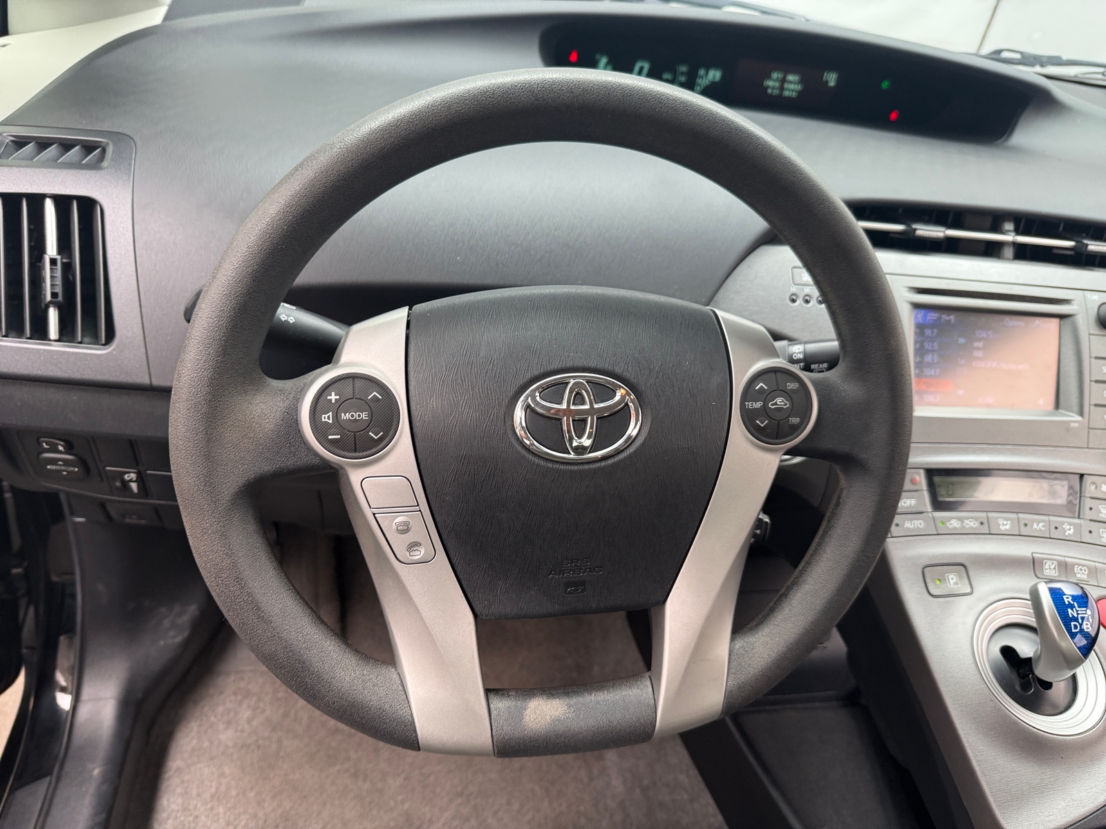 Thumbnail: 2014 Toyota Prius - 5