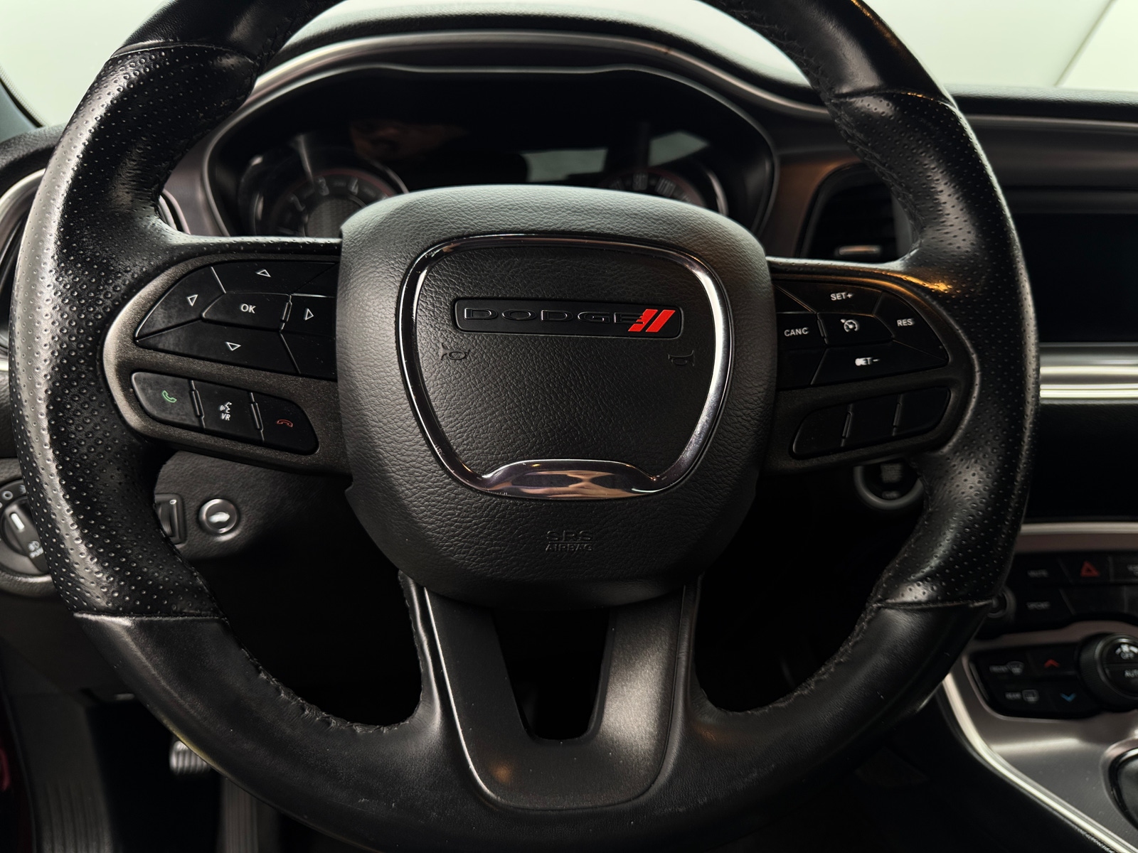 Thumbnail: 2021 Dodge Challenger - 4