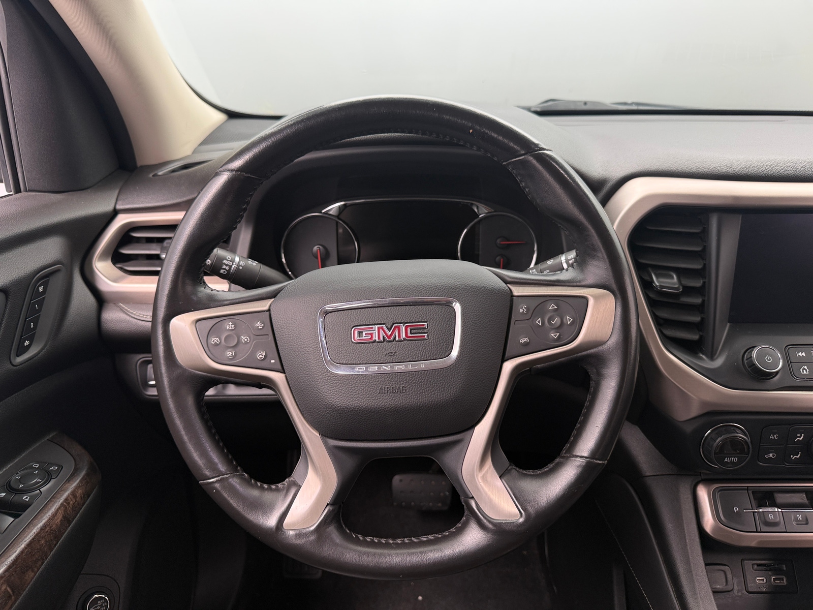 Thumbnail: 2020 GMC Acadia - 4