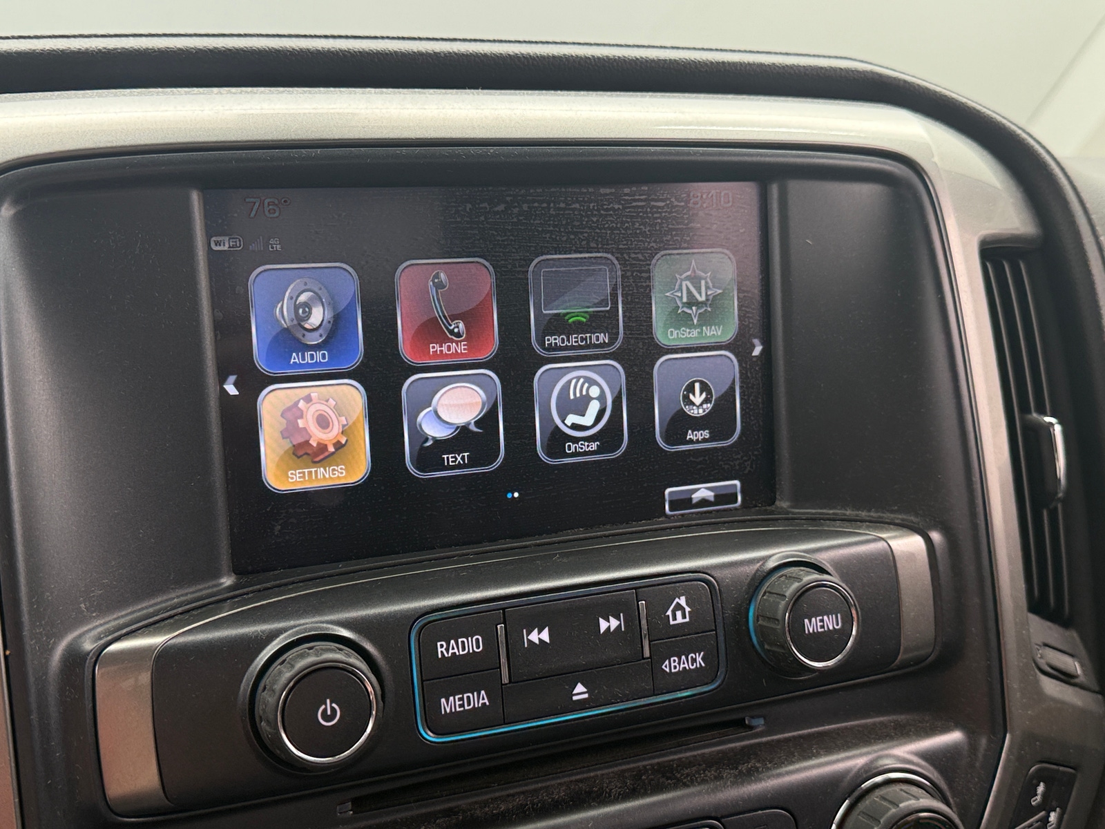 Thumbnail: 2018 Chevrolet Silverado 1500 - 3
