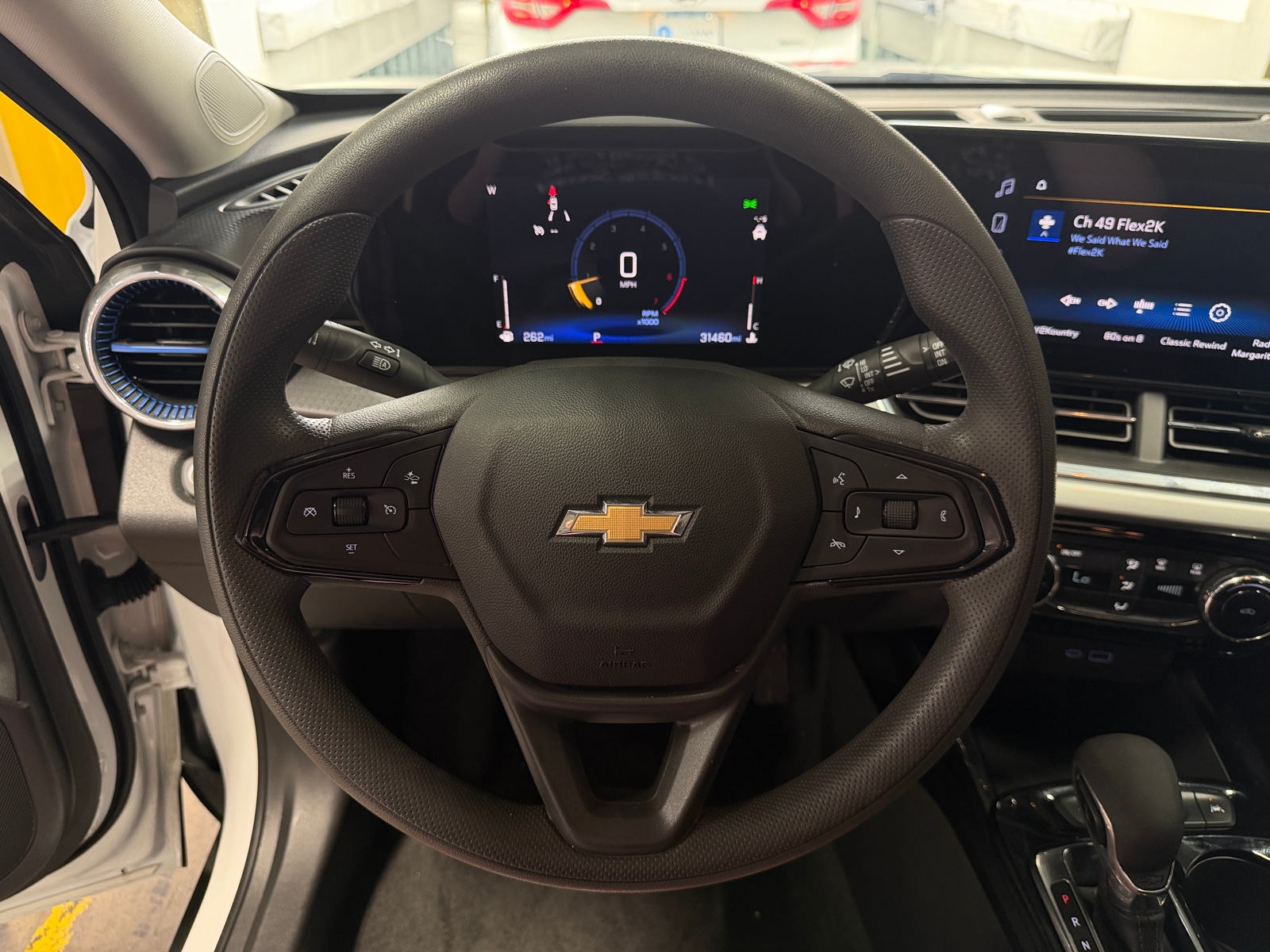 Thumbnail: 2025 Chevrolet Trax - 4