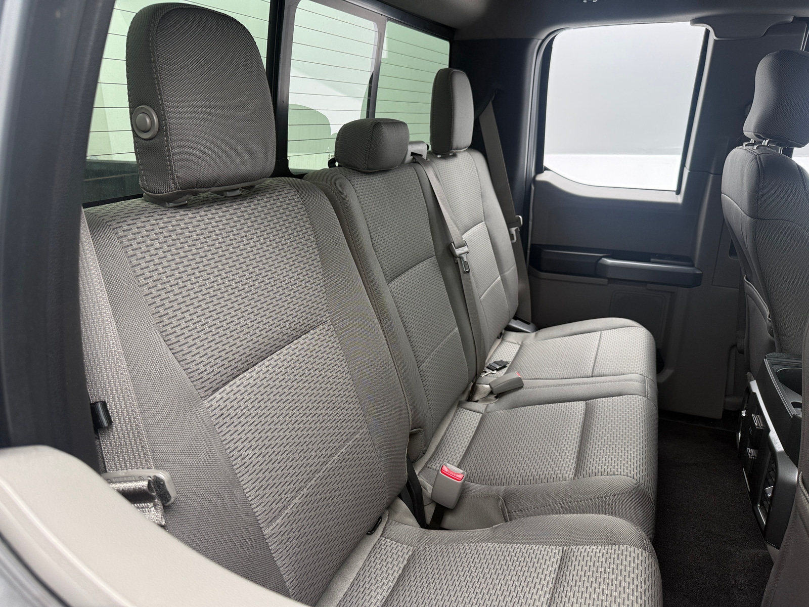 Thumbnail: 2016 Ford Econoline - 6