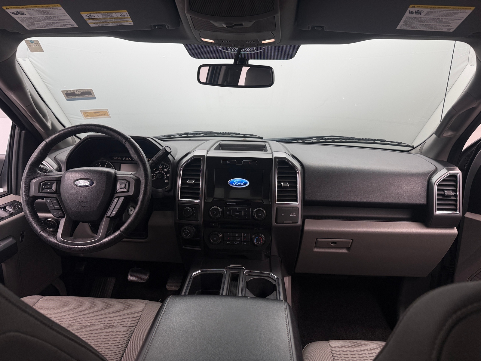 Thumbnail: 2016 Ford Econoline - 3