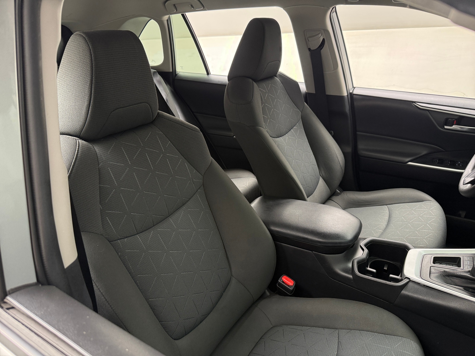 Thumbnail: 2022 Toyota RAV4 - 2