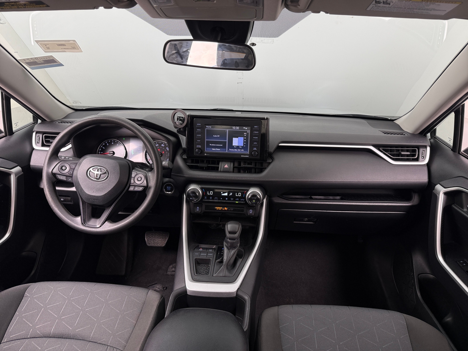 Thumbnail: 2022 Toyota RAV4 - 3