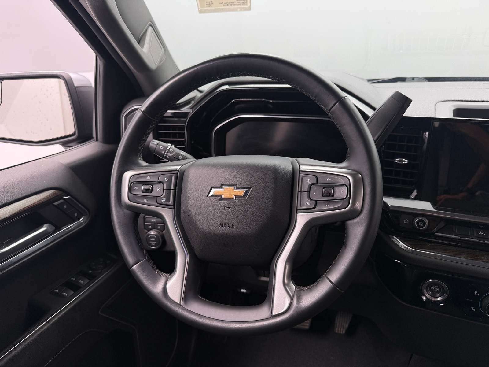 Thumbnail: 2023 Chevrolet Silverado 1500 - 5