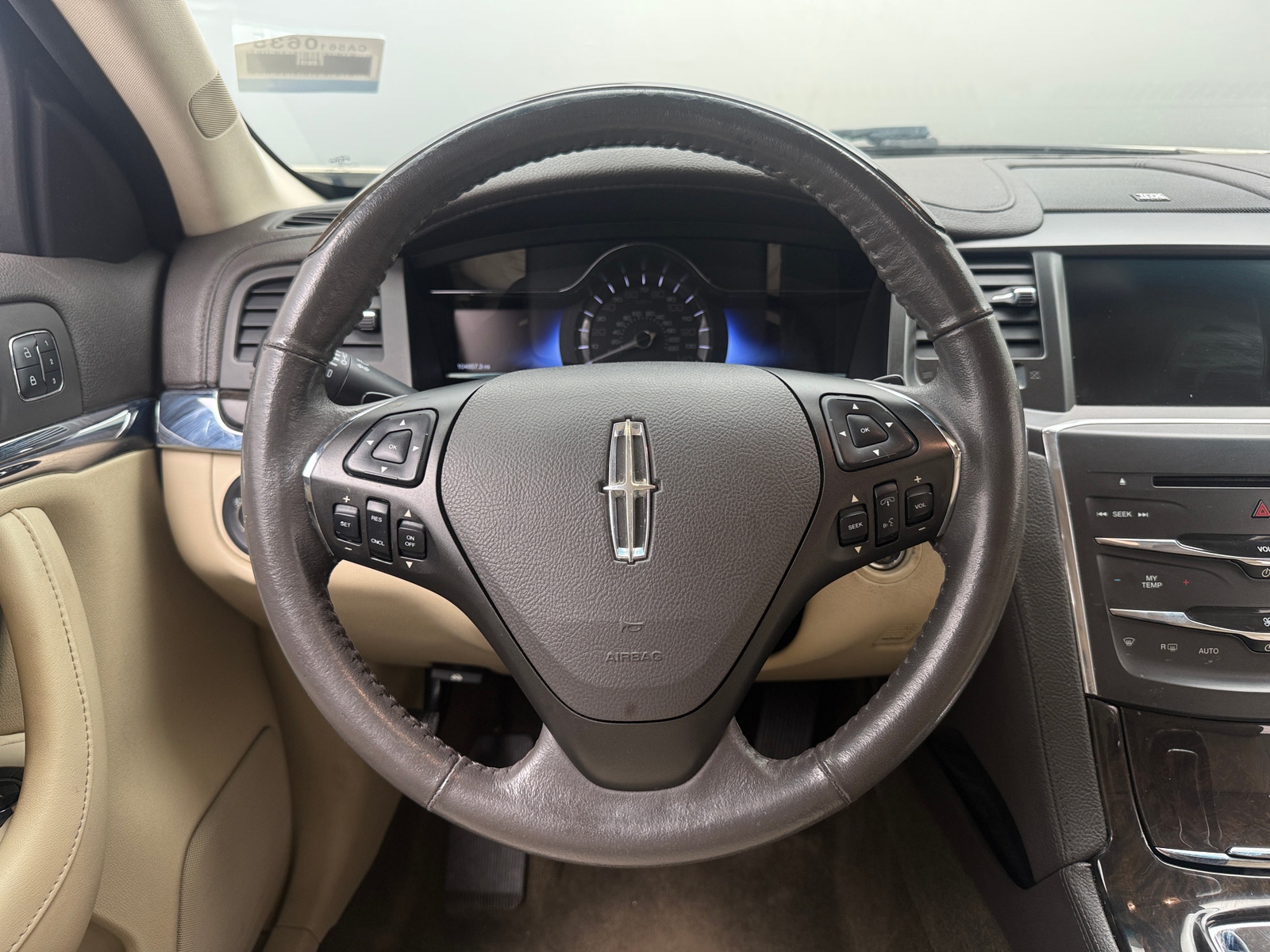 Thumbnail: 2014 Lincoln MKS - 4