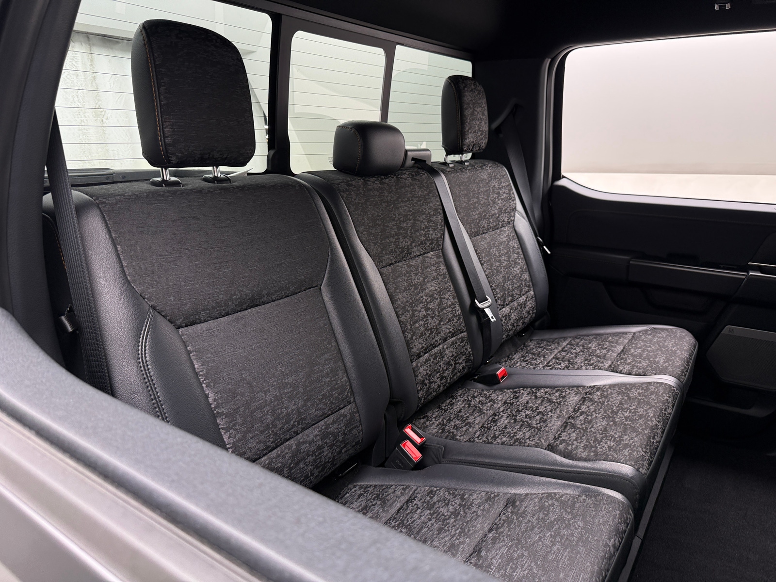 Thumbnail: 2025 Ford Econoline - 6