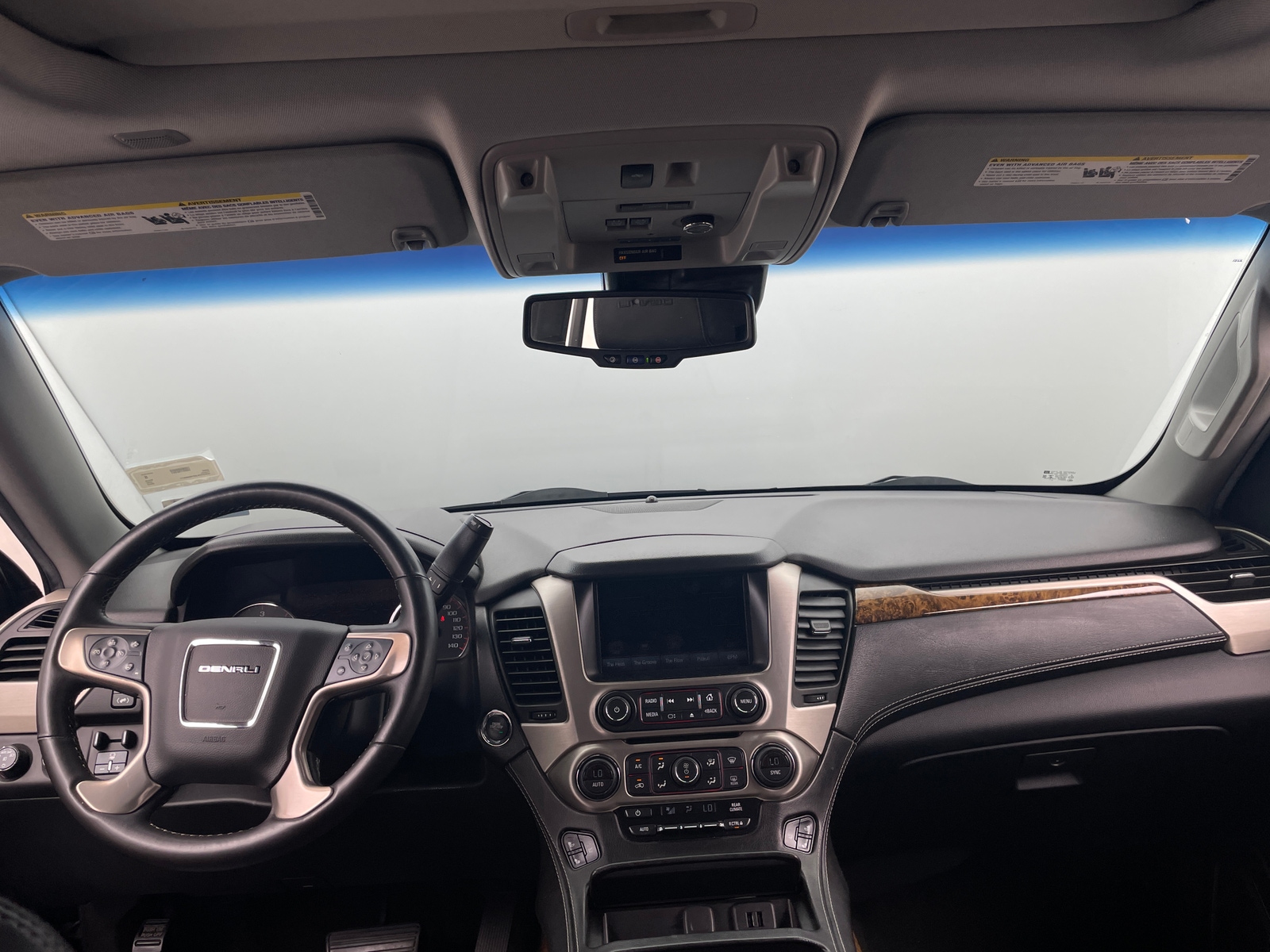 Thumbnail: 2015 GMC Yukon - 2