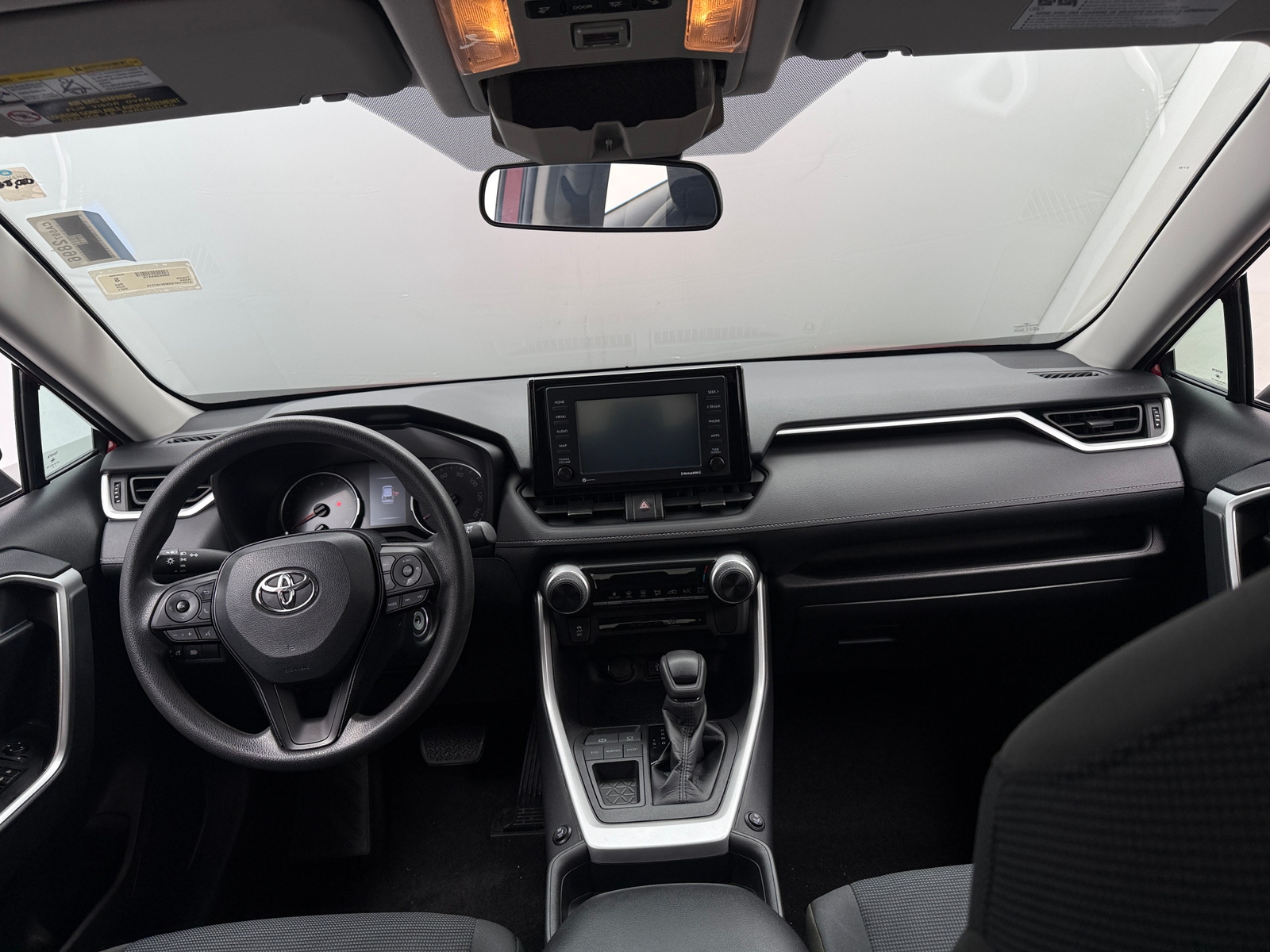 Thumbnail: 2021 Toyota RAV4 - 3
