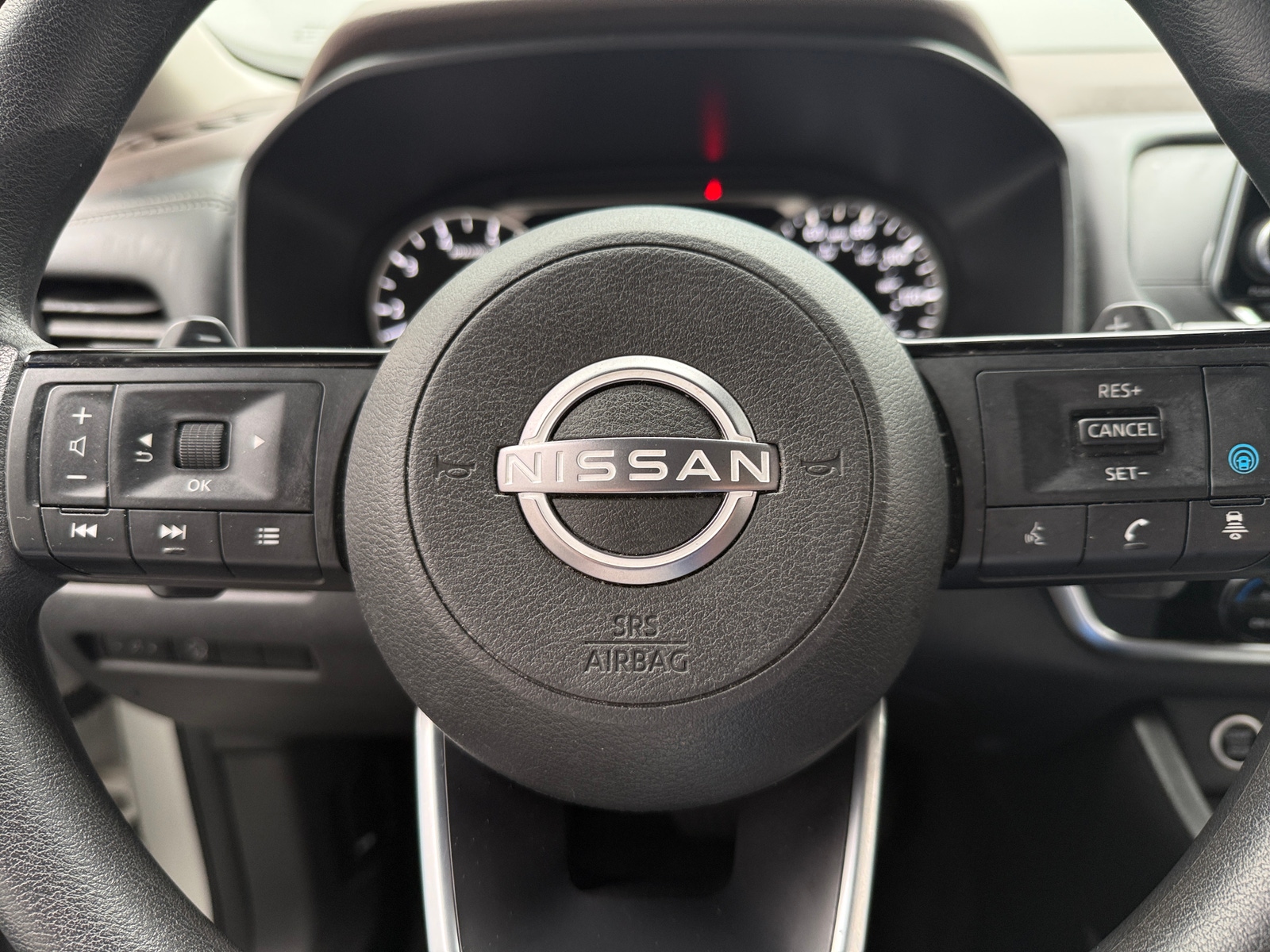 Thumbnail: 2023 Nissan Rogue - 5