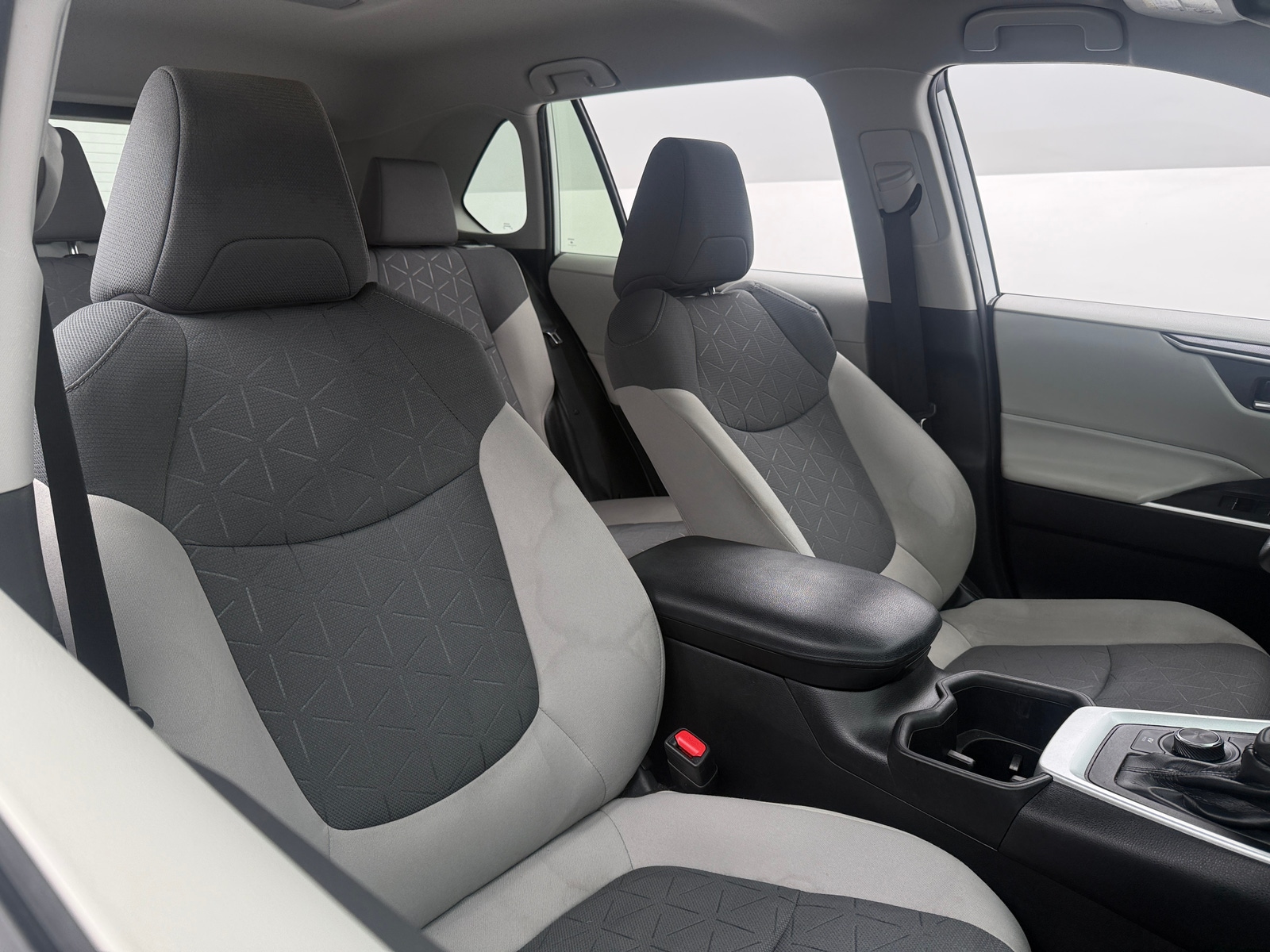 Thumbnail: 2022 Toyota RAV4 - 2