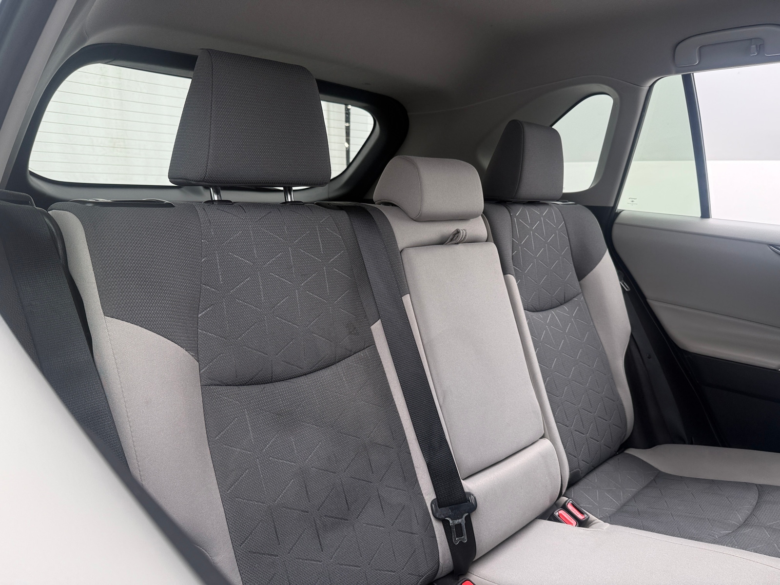 Thumbnail: 2022 Toyota RAV4 - 6