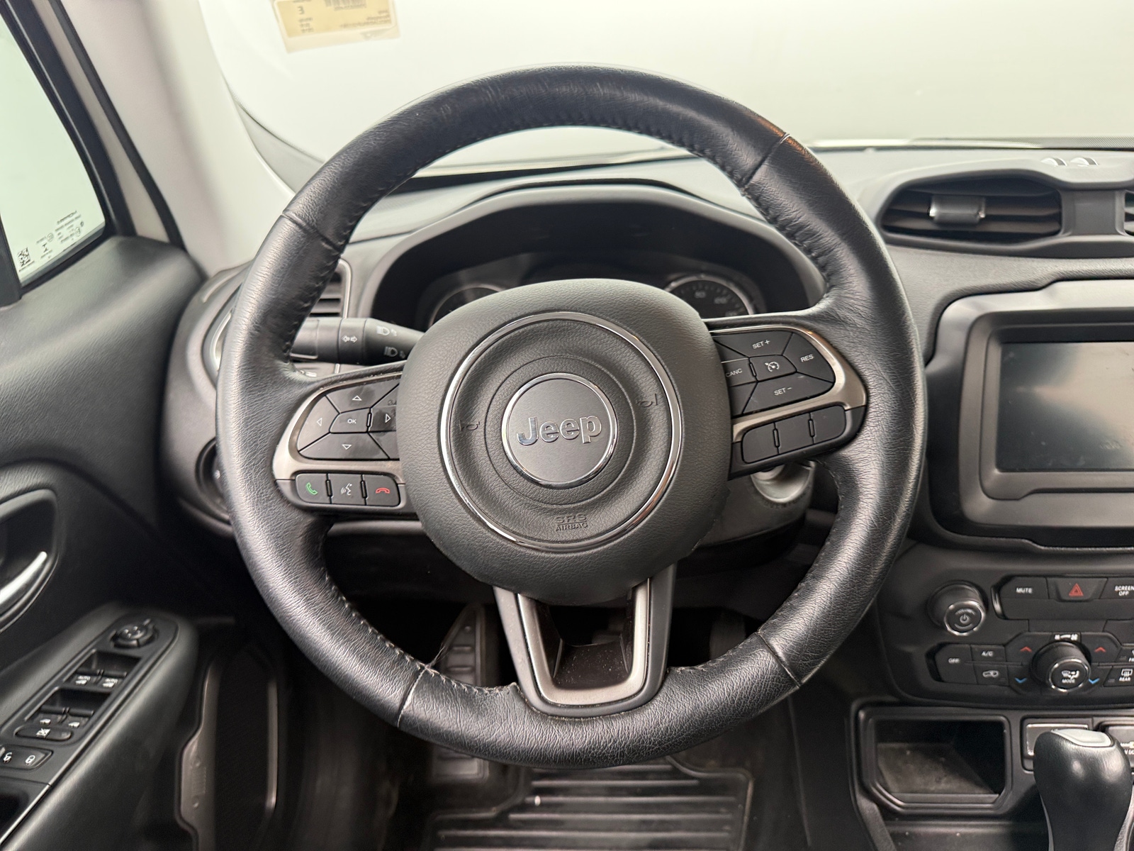 Thumbnail: 2018 Jeep Renegade - 4