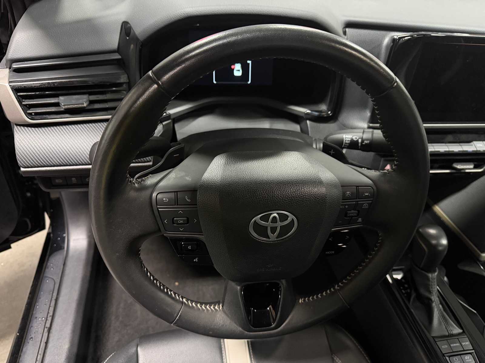 Thumbnail: 2025 Toyota Camry - 5