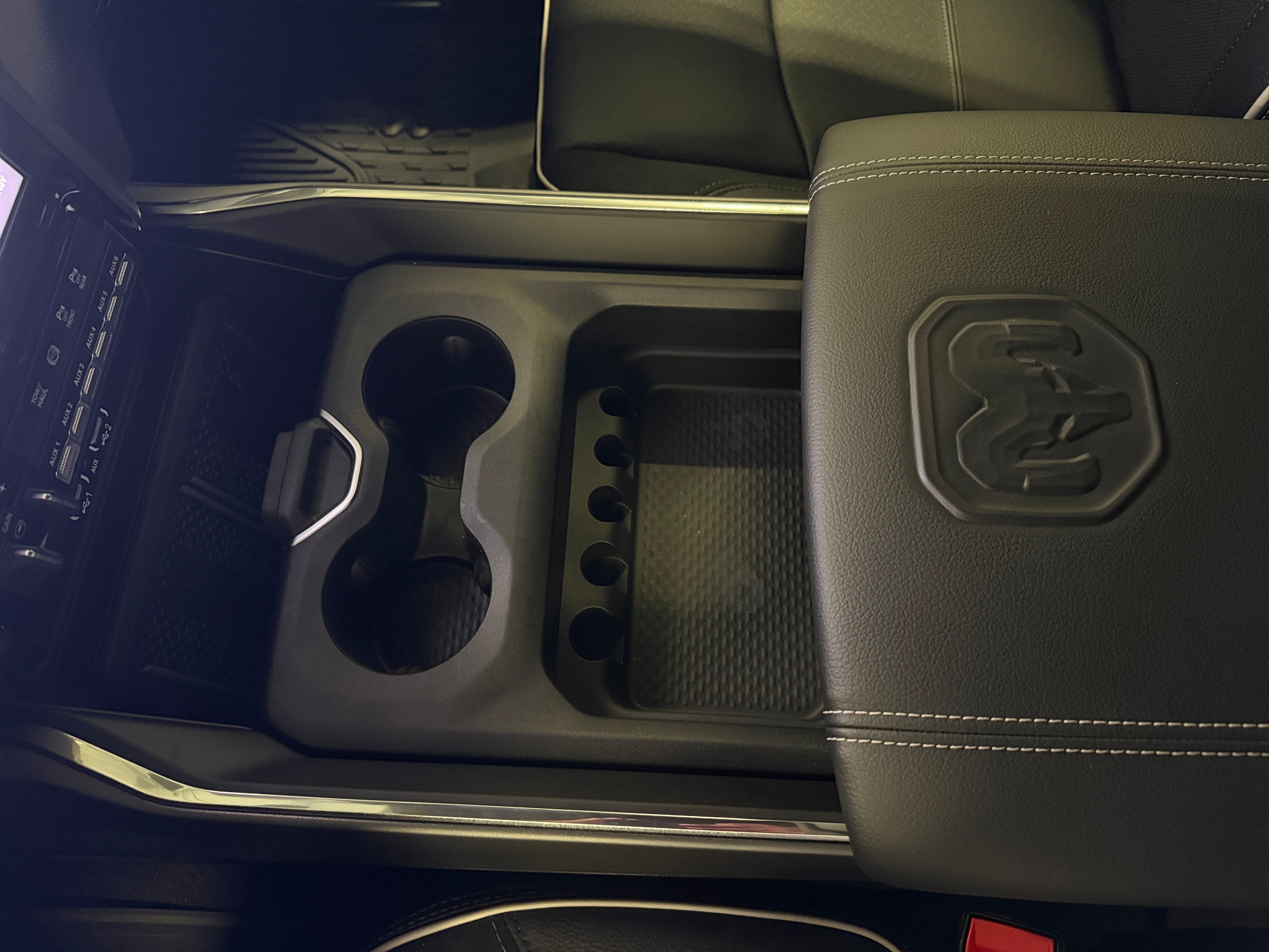 2026 RAM 2500 Laramie - Photo 6