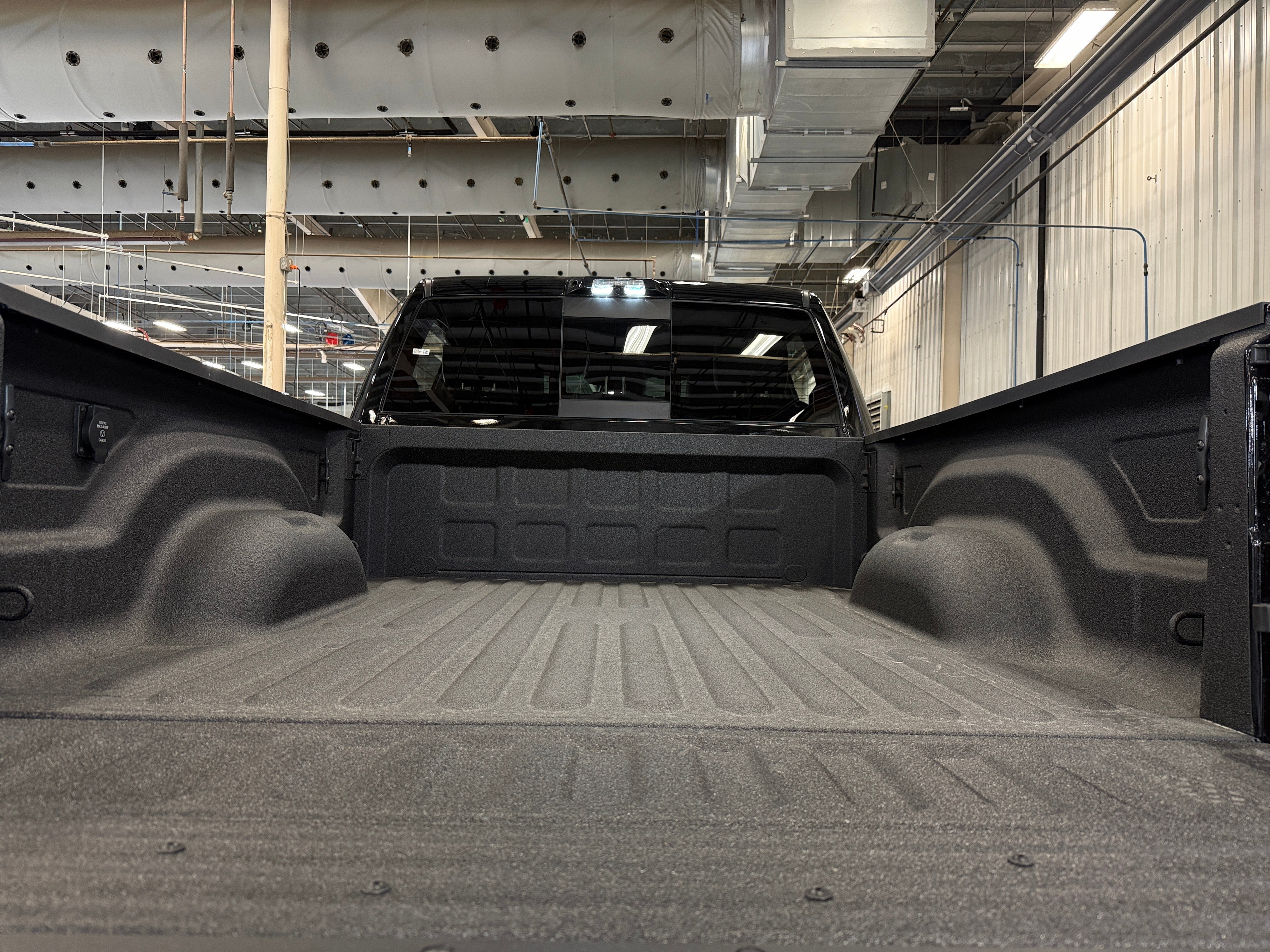 2026 RAM 2500 Laramie - Photo 9
