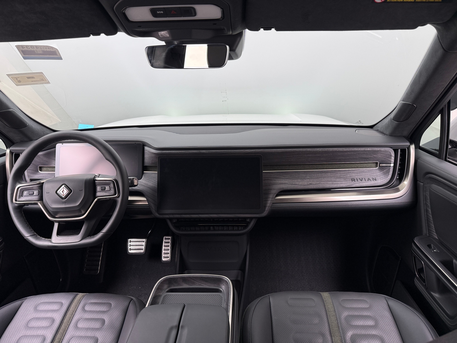 Thumbnail: 2022 Rivian R1T - 2