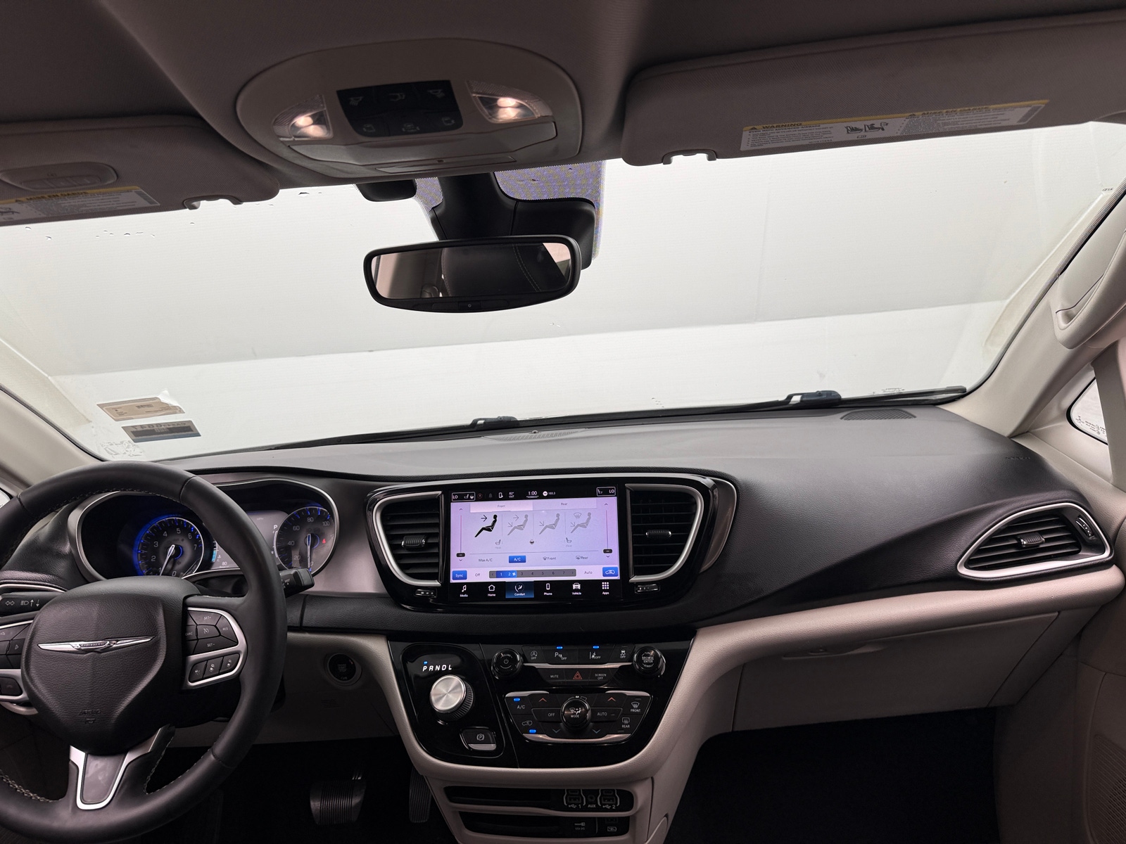 Thumbnail: 2022 Chrysler Pacifica - 2