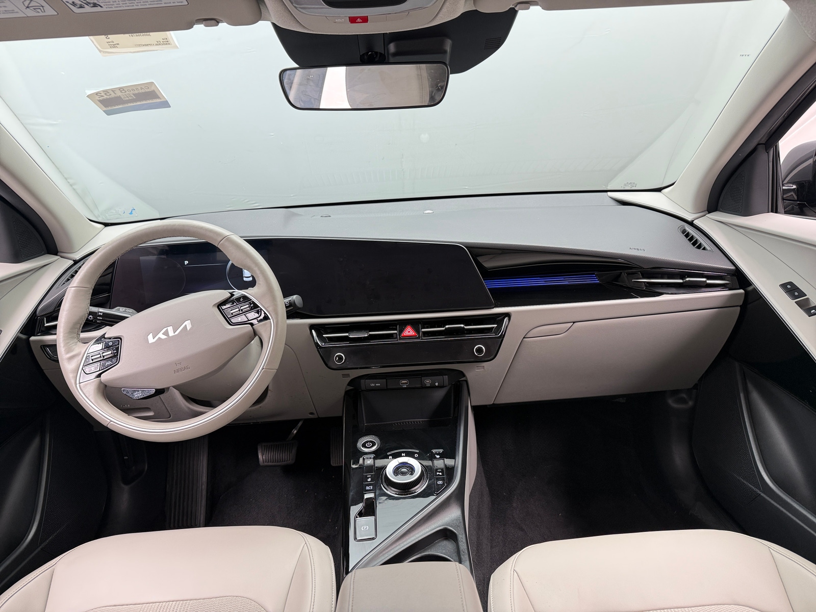 Thumbnail: 2023 Kia Niro - 2