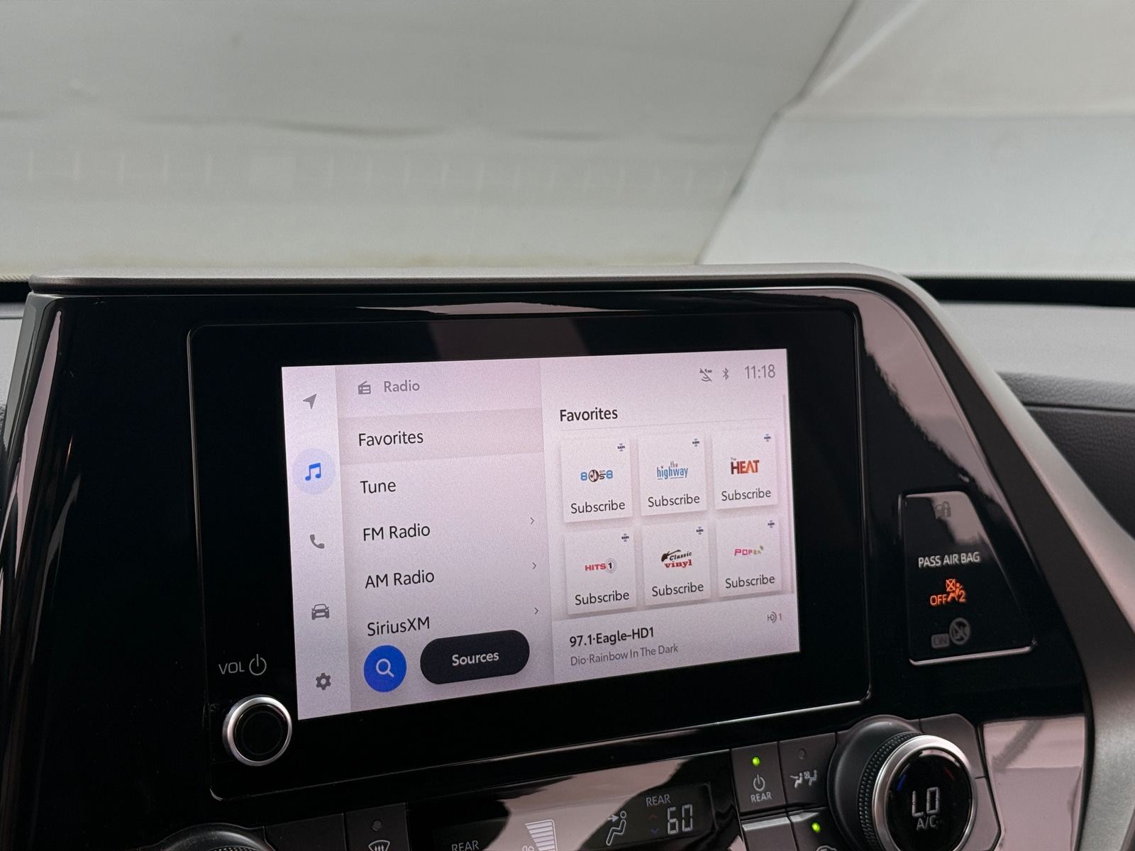 Thumbnail: 2023 Toyota Highlander - 4