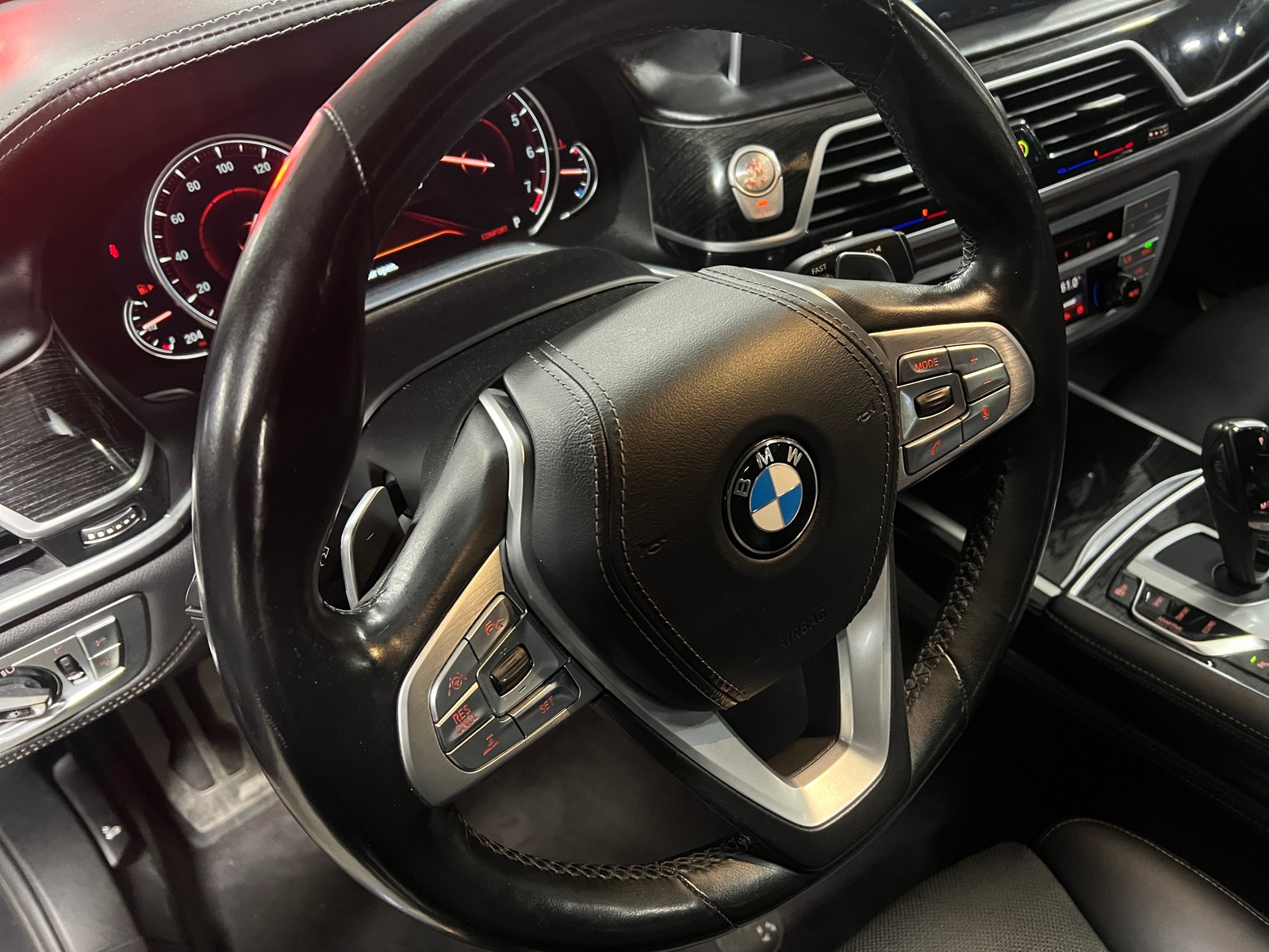 Thumbnail: 2016 BMW 7 Series - 4