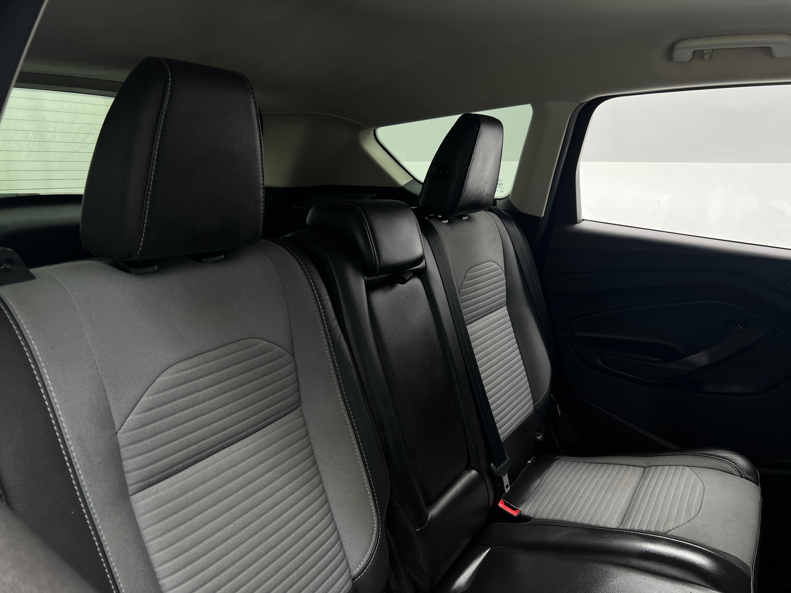 Thumbnail: 2019 Ford Escape - 6