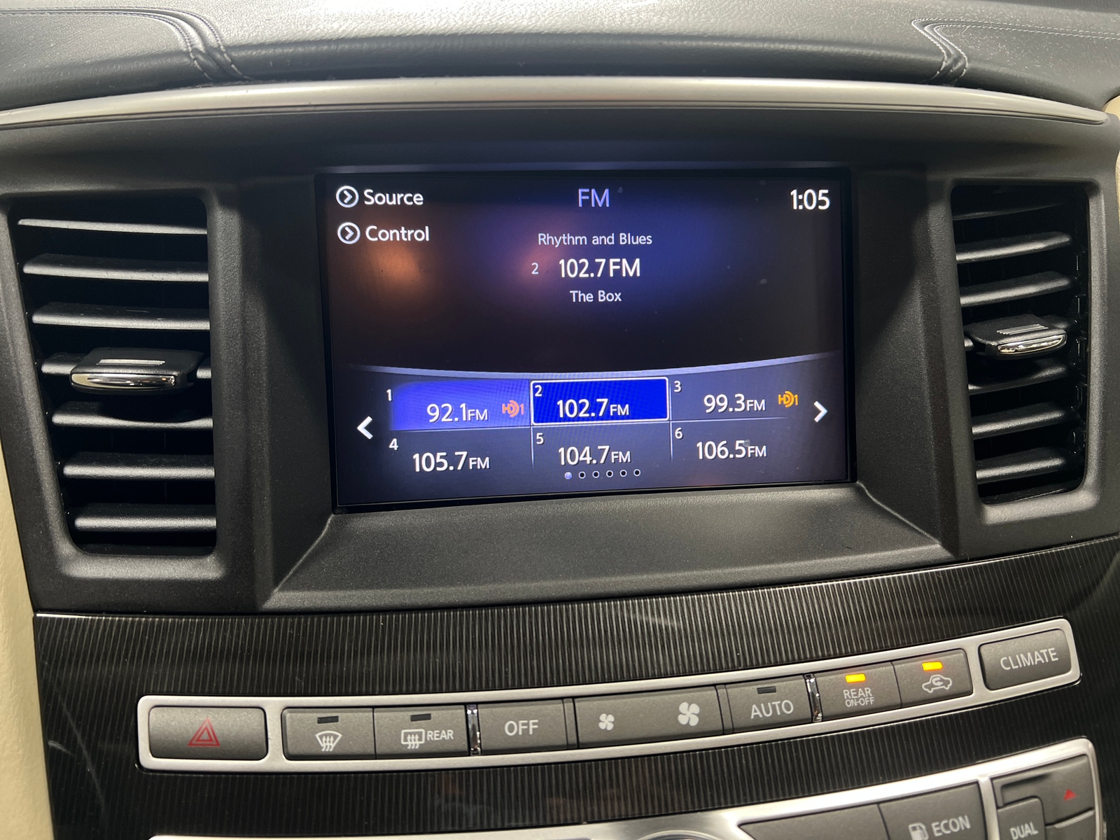 Thumbnail: 2018 INFINITI QX60 - 3