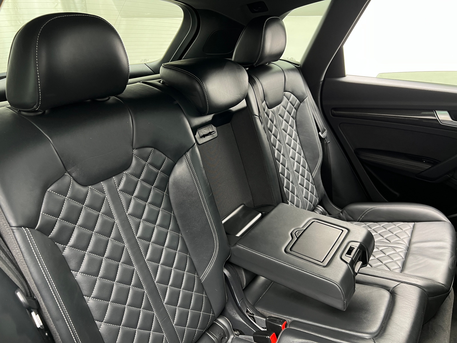 Thumbnail: 2021 Audi SQ5 - 5