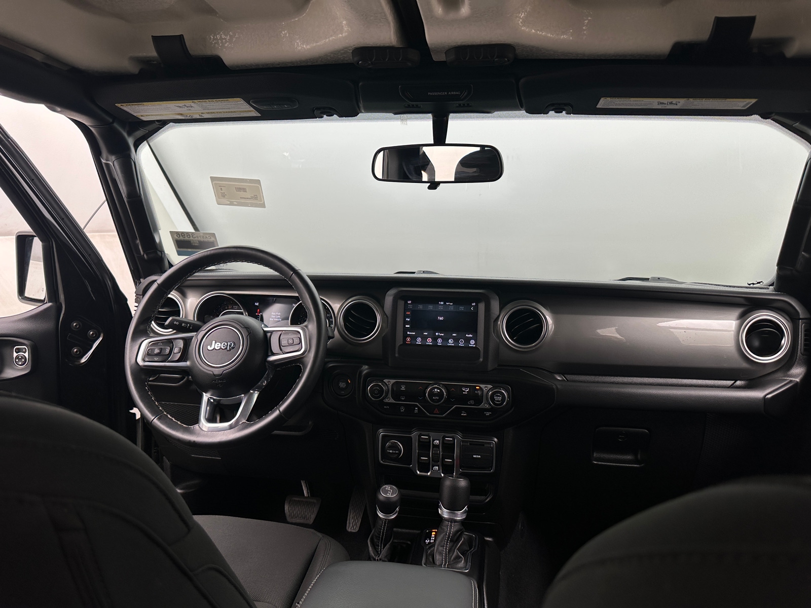 Thumbnail: 2021 Jeep Gladiator - 3
