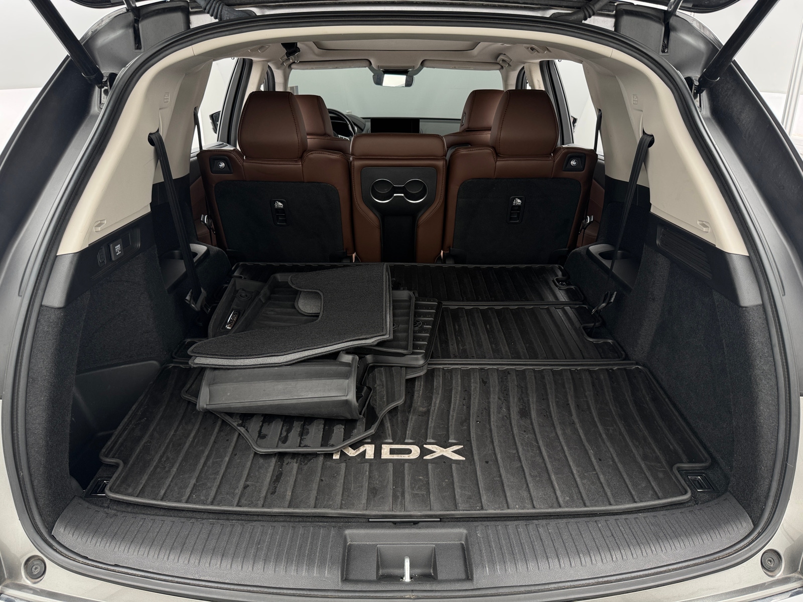 Thumbnail: 2023 Acura MDX - 7