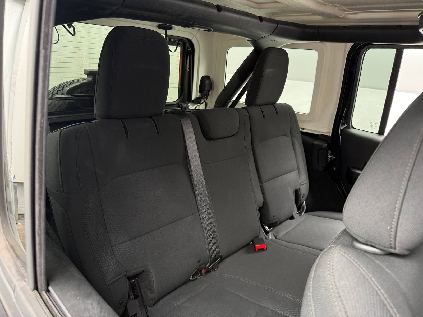 Thumbnail: 2018 Jeep Wrangler - 6