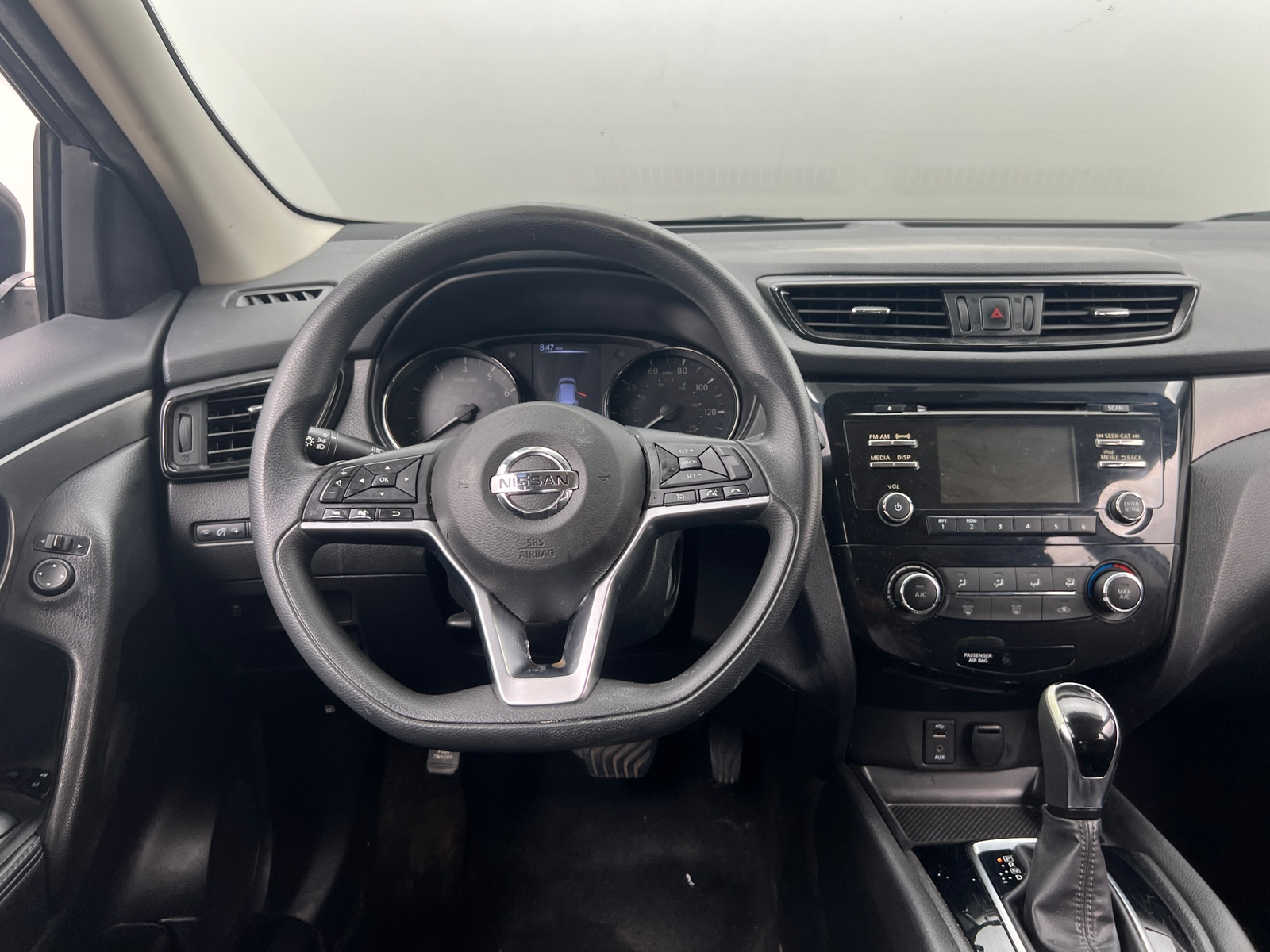 Thumbnail: 2017 Nissan Rogue Sport - 5