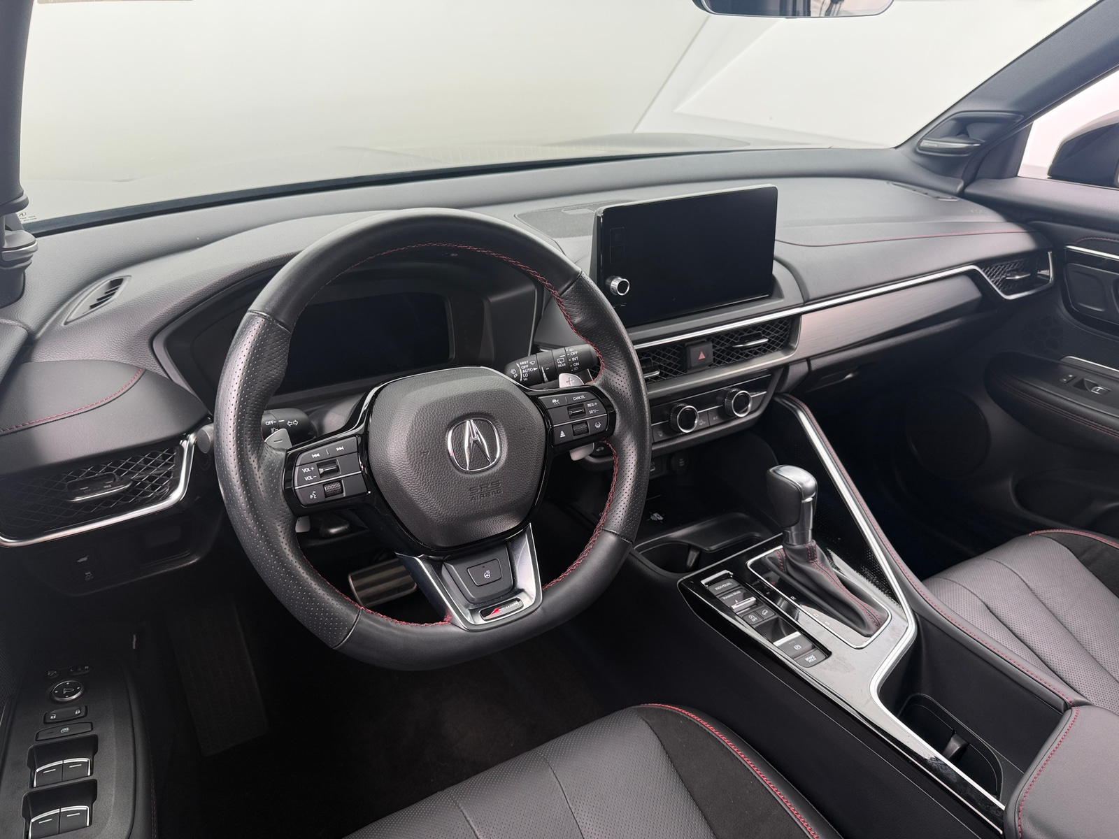 Thumbnail: 2025 Acura ADX - 2