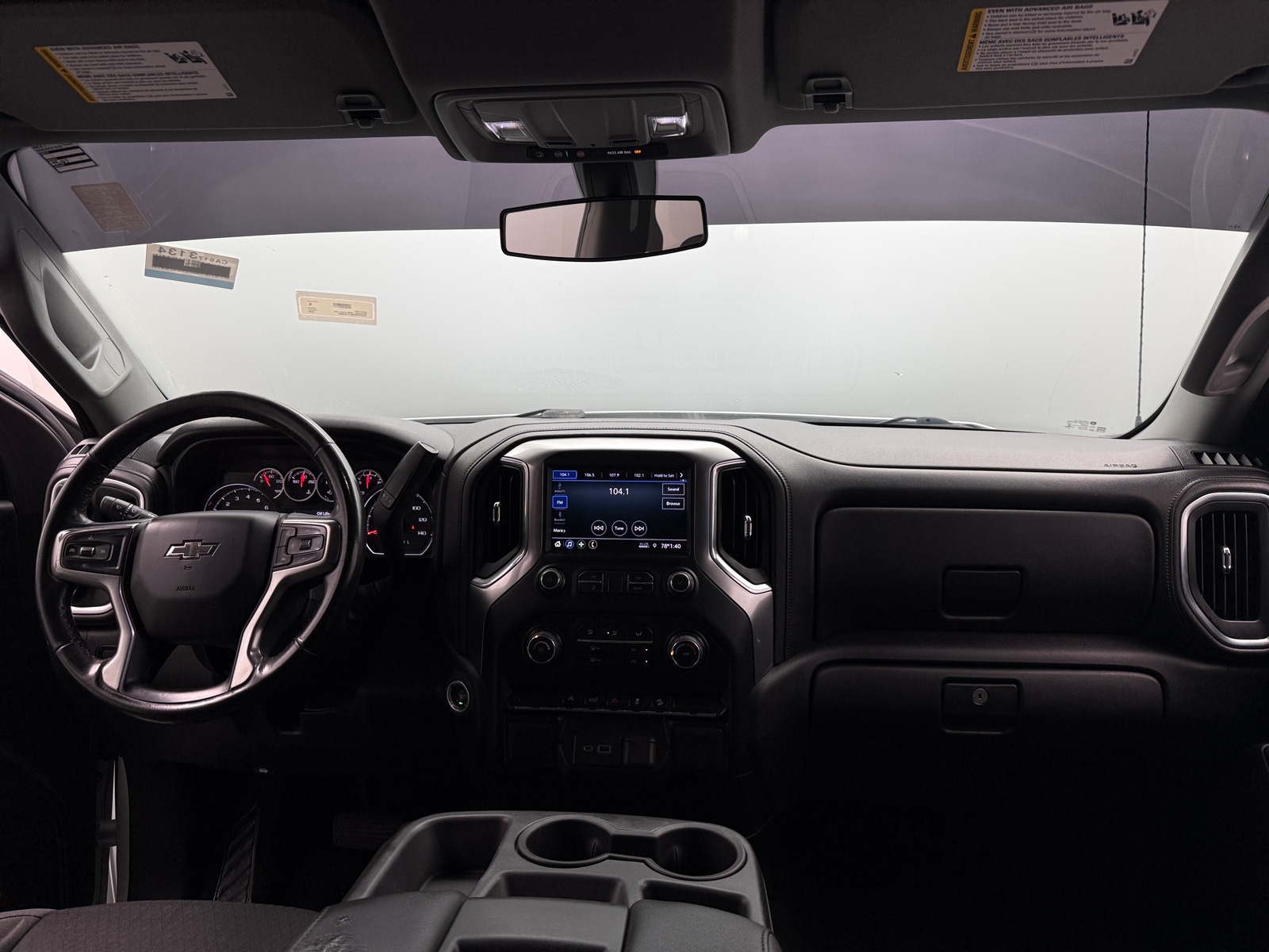 Thumbnail: 2020 Chevrolet Silverado 1500 - 3