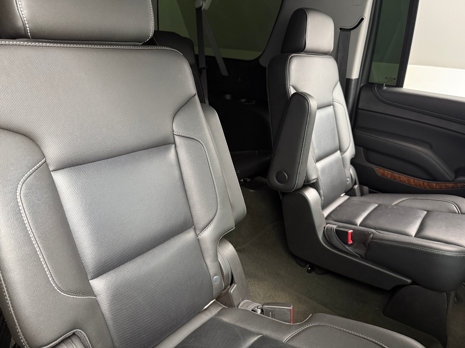 Thumbnail: 2018 Chevrolet Suburban - 5